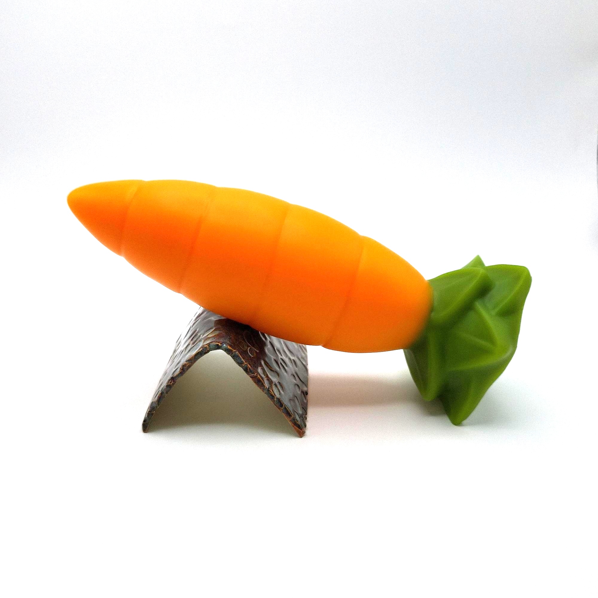 Medium Carrot - 8825